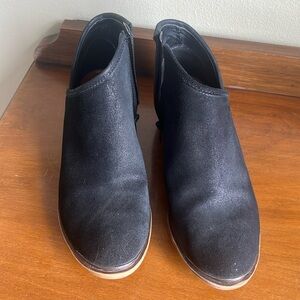 Lucky Brand ankle boots in good used condition. Black size 7
